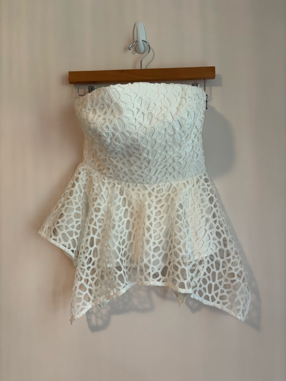 Keepsake the label White Strapless Lace Peplum Top small